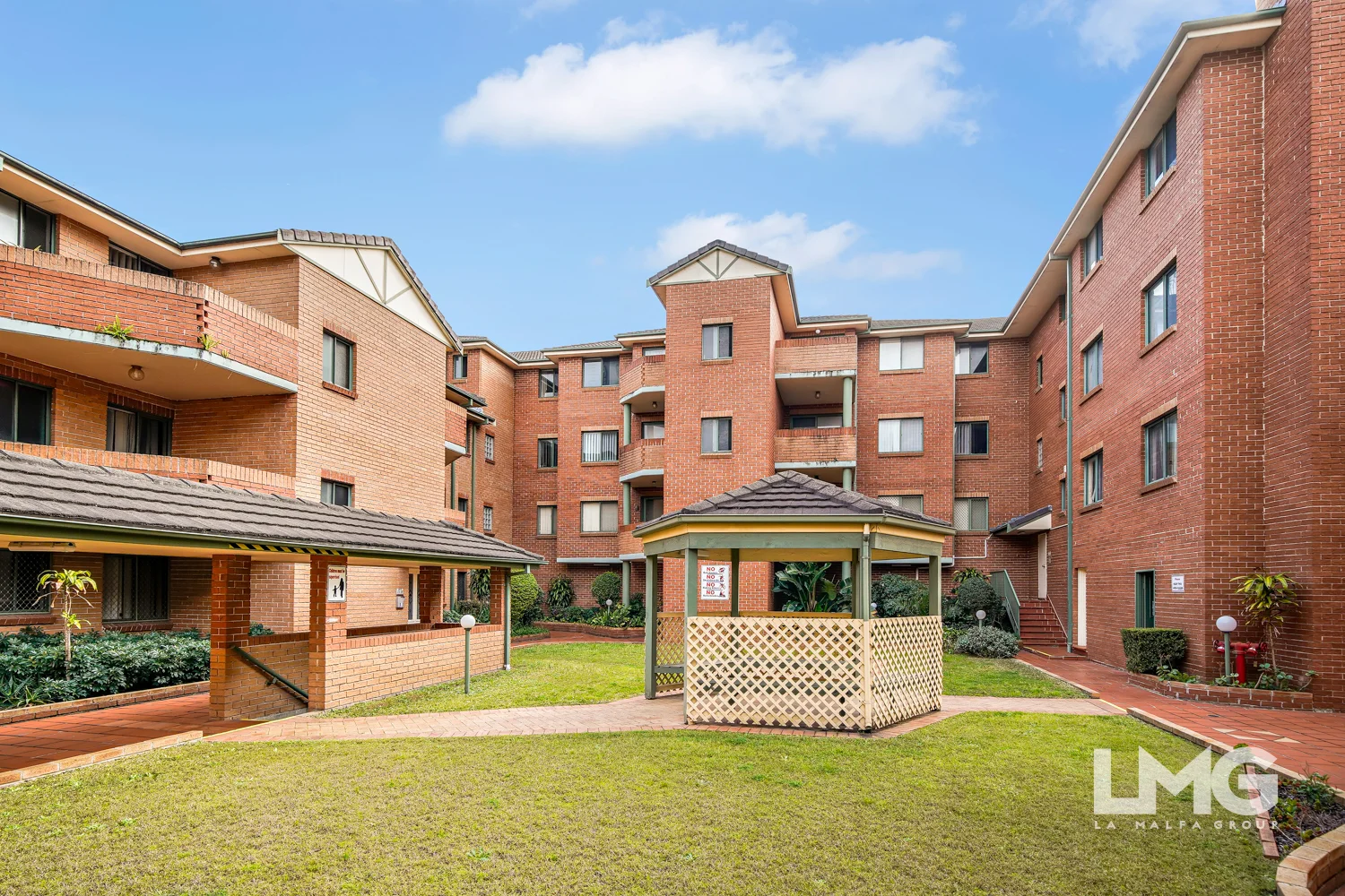 15/54-58 Amy Street, Regents Park NSW 2143