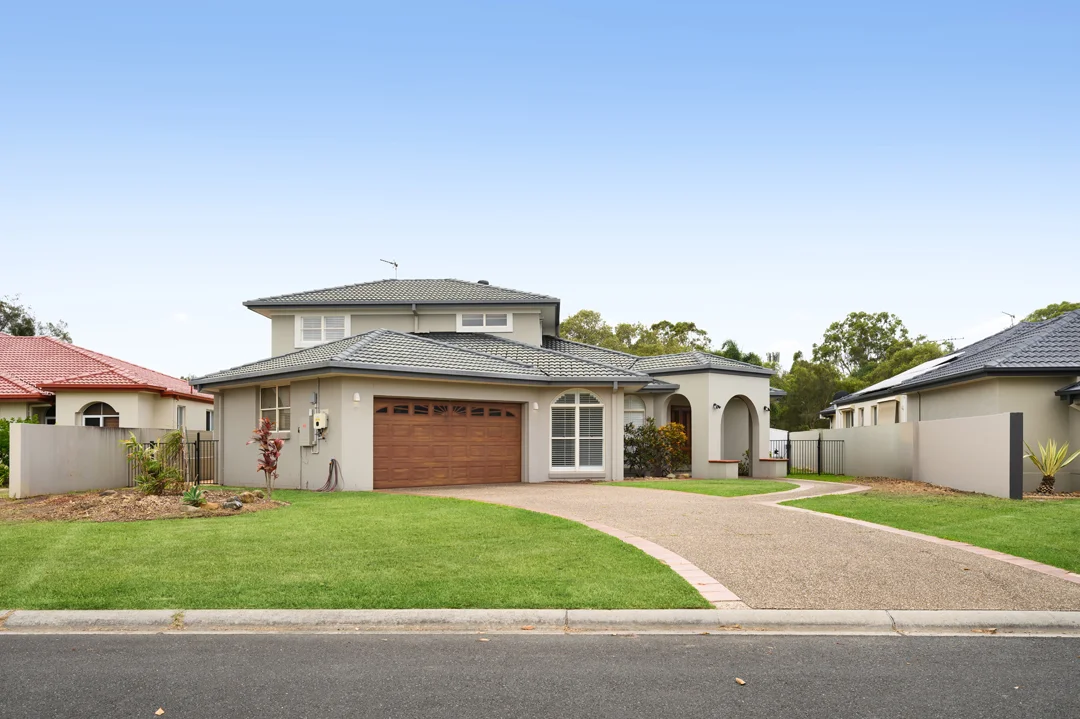 27 Champagne Boulevard, Helensvale QLD 4212