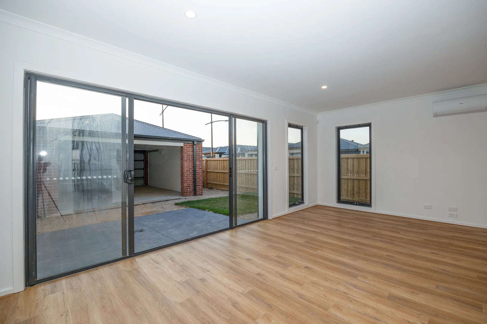 Additional image 4 of 21 Selma Walk, Donnybrook VIC 3064
