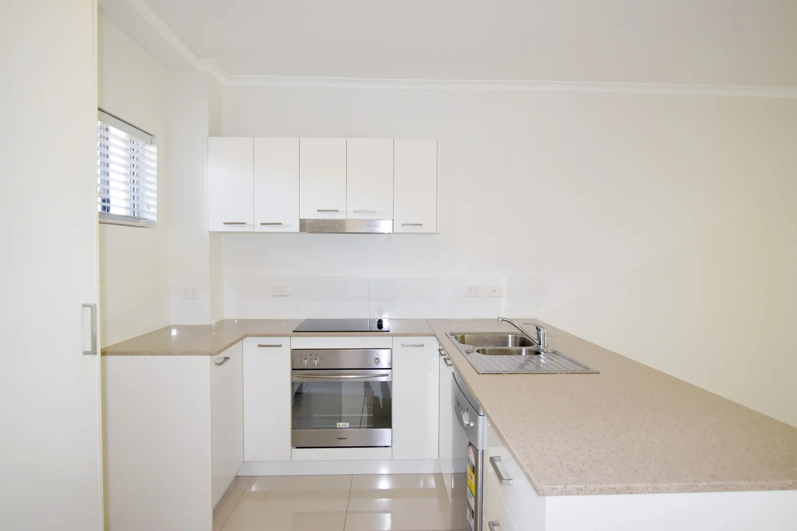 Additional image 3 of 16/20 Flinders Street, West Gladstone QLD 4680