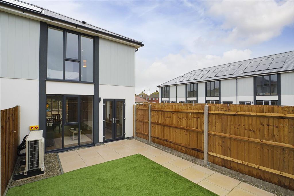 Additional image 18 of 2 bed terraced house for saleDriftwood Mews, Westgate On Sea CT8