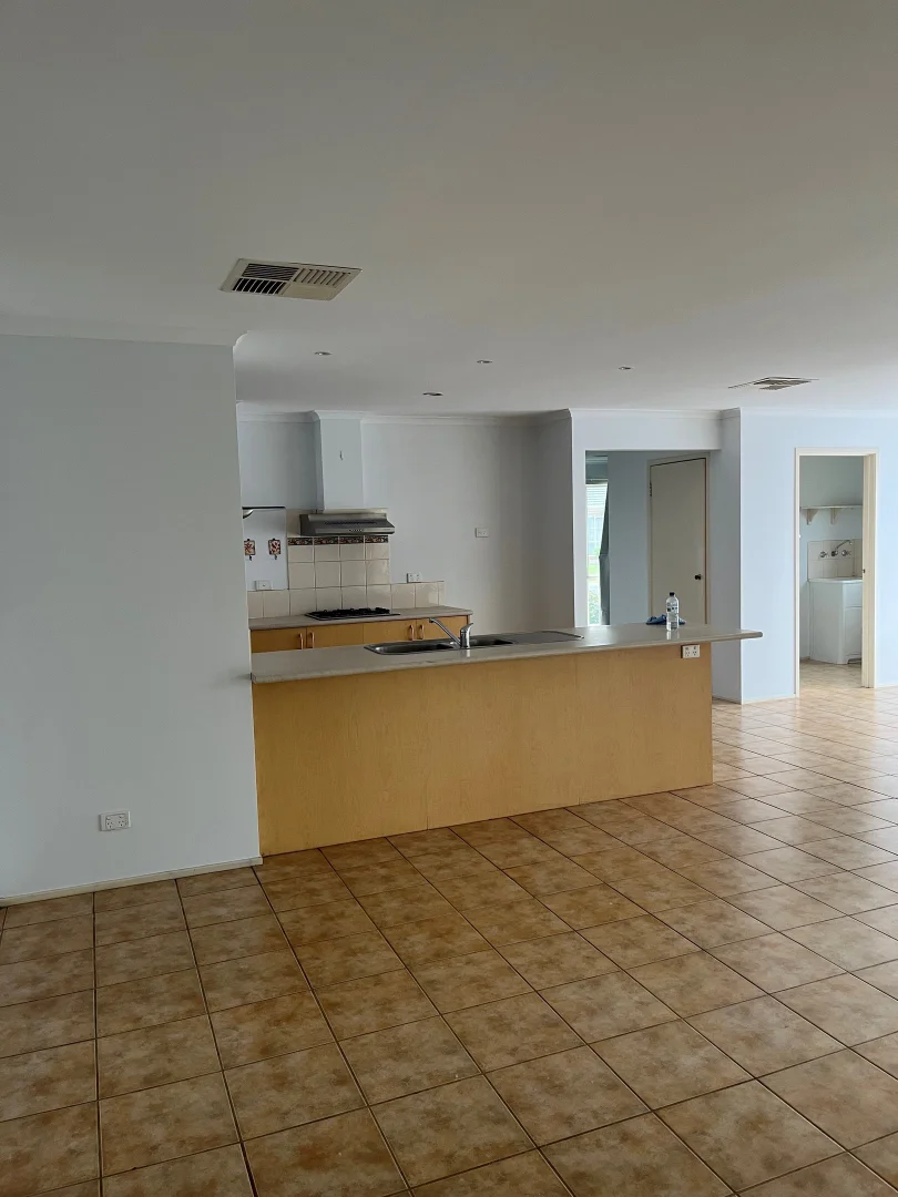 Additional image 4 of 28 Grand Arch Way, Berwick VIC 3806