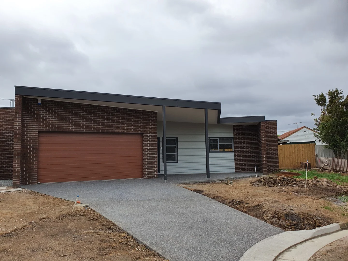 2b Birnam Court, Belmont VIC 3216