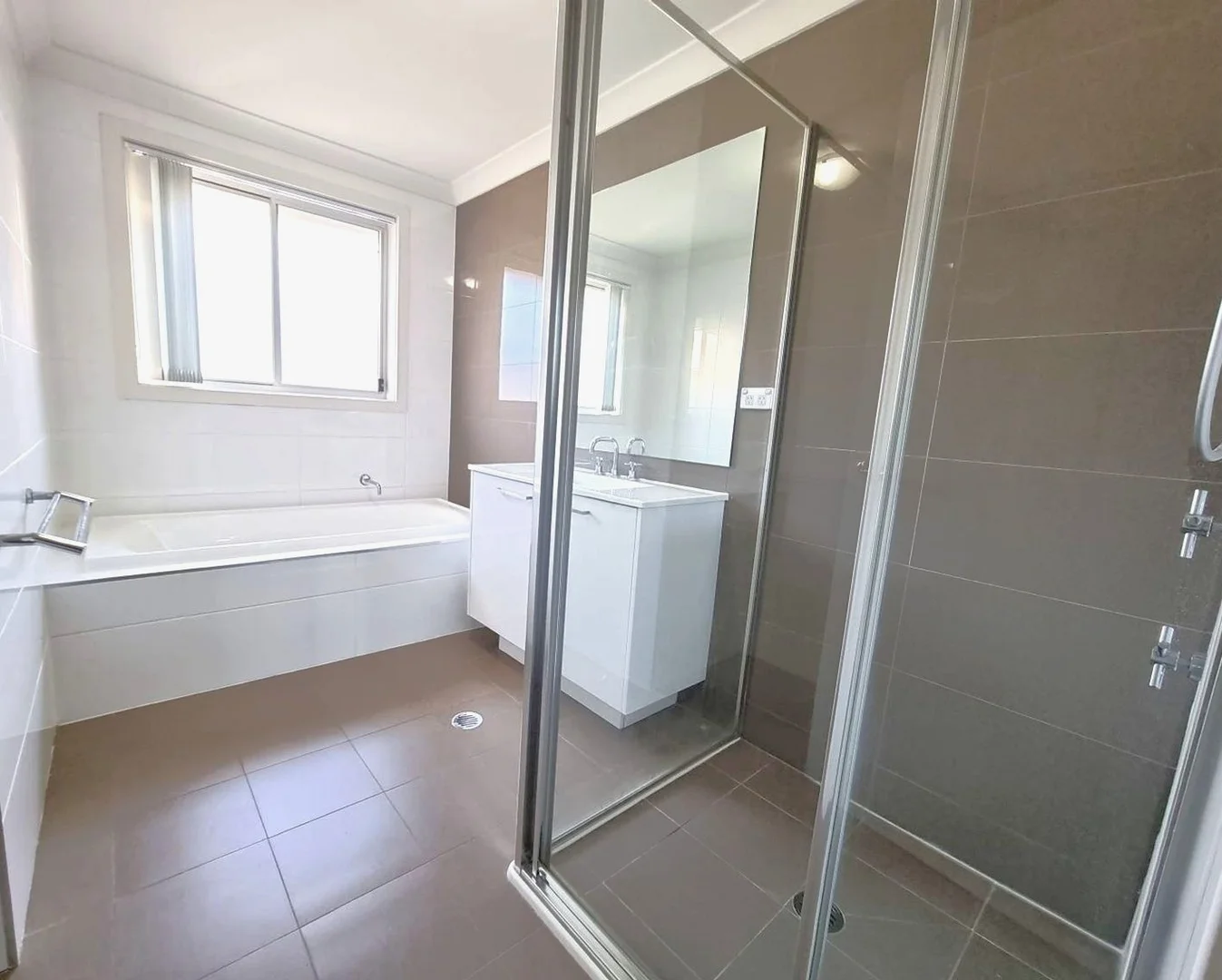 Additional image 9 of 105 Feodore Drive, Elizabeth Hills NSW 2171