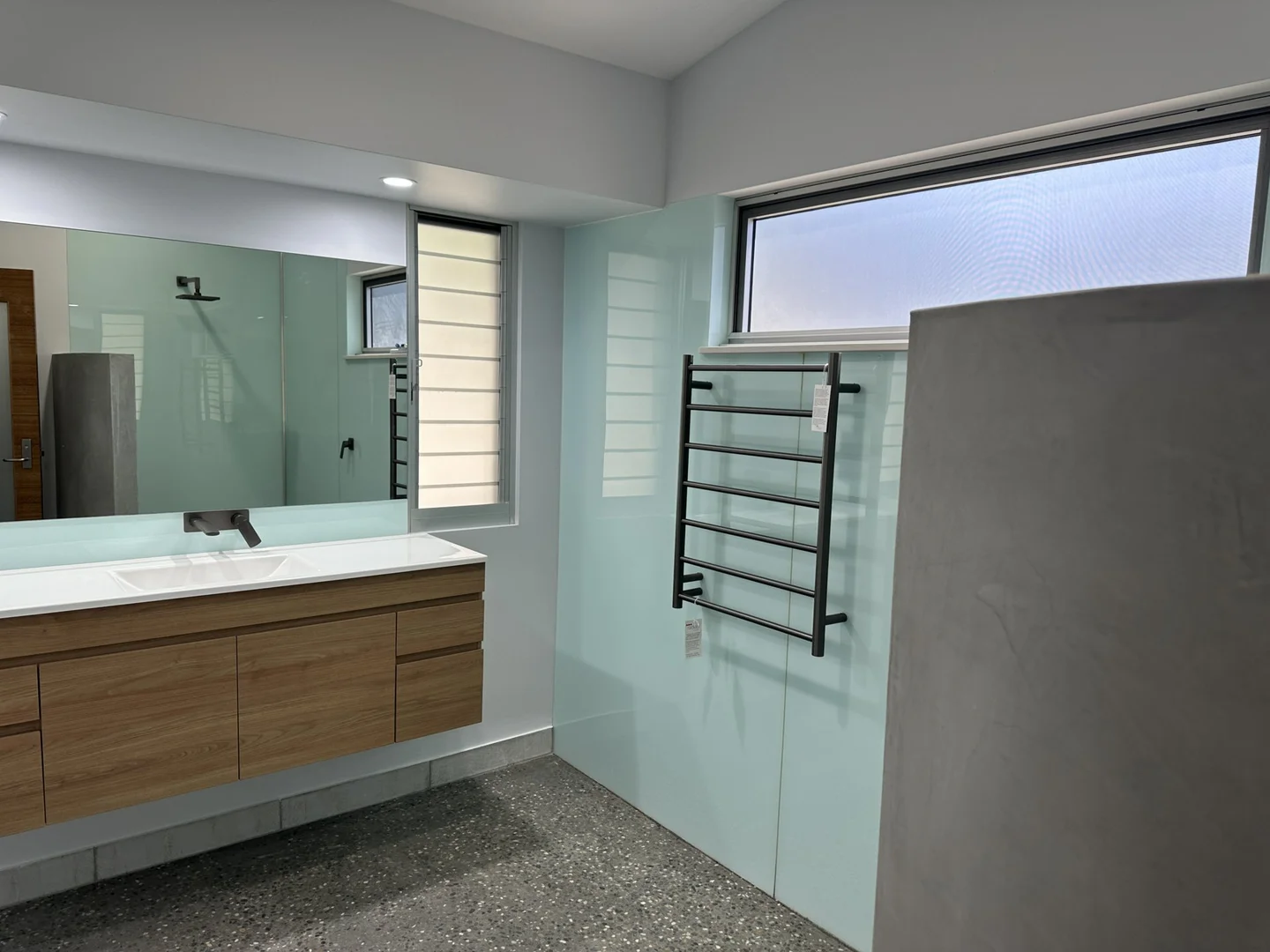 Additional image 8 of 2/18 Glen Court, Black Head NSW 2430