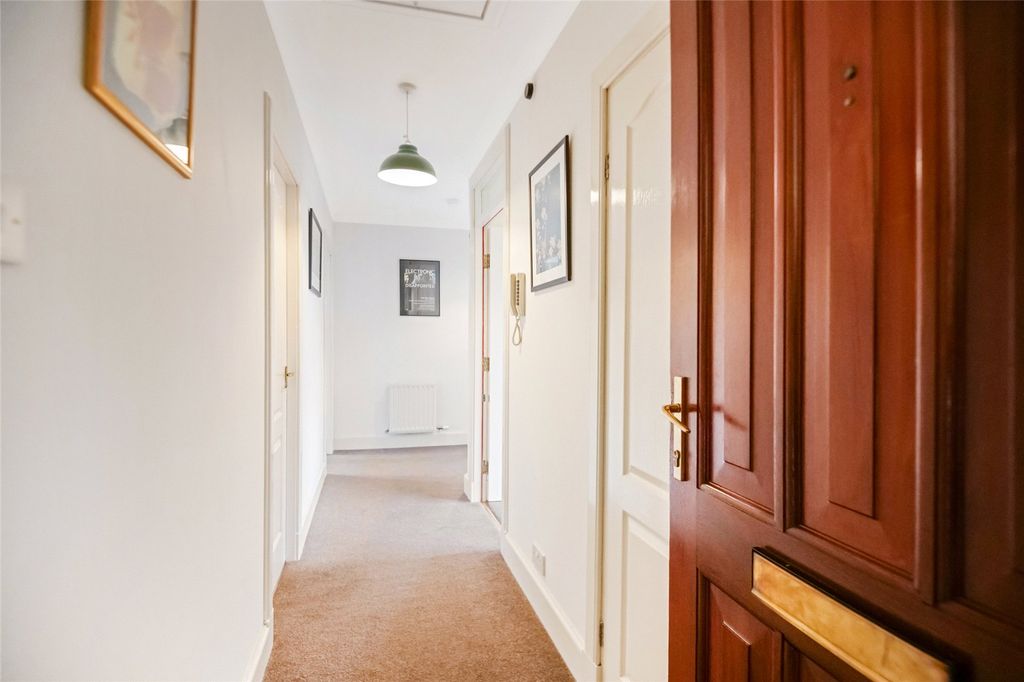 Additional image 16 of 2 bed flat for saleWhitelea Court, Kilmacolm PA13