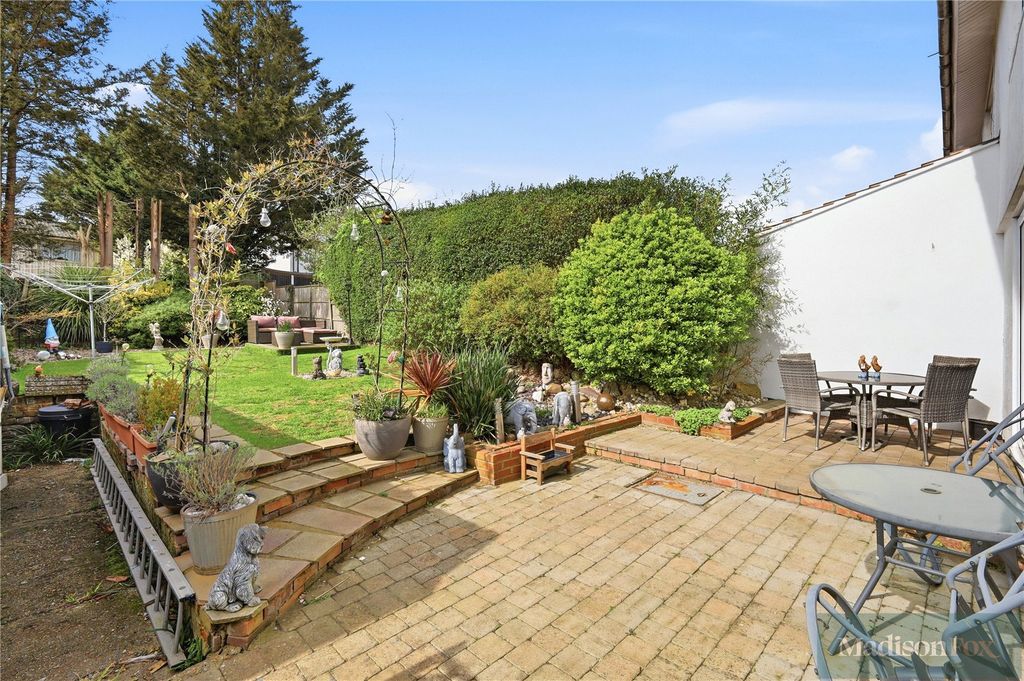 Additional image 15 of 3 bed semi-detached house for saleDeepdene Road, Loughton, Essex IG10