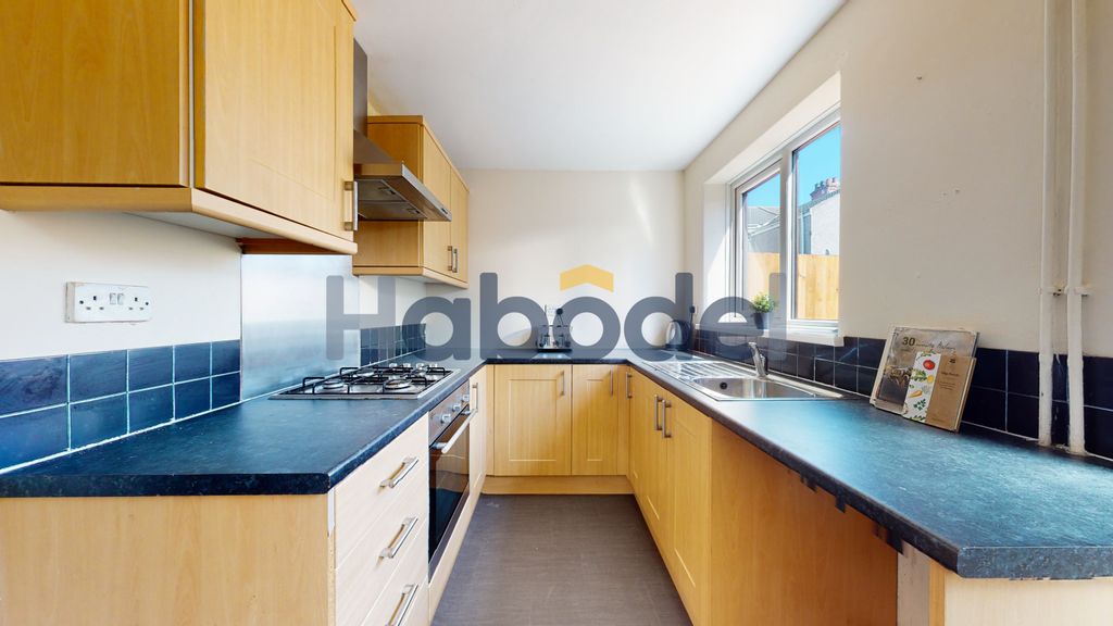 2 bed terraced house to rentSidney Court, Cleethorpes DN35