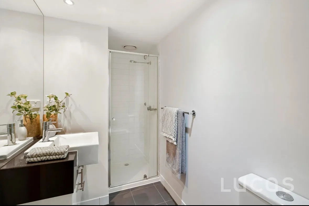 Additional image 7 of 1603/8 Exploration Lane, Melbourne VIC 3000