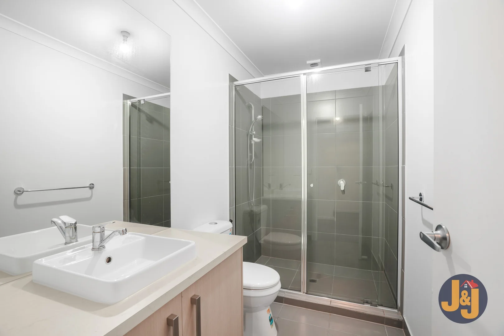 Additional image 11 of 156 Vearings Road, Wollert VIC 3750