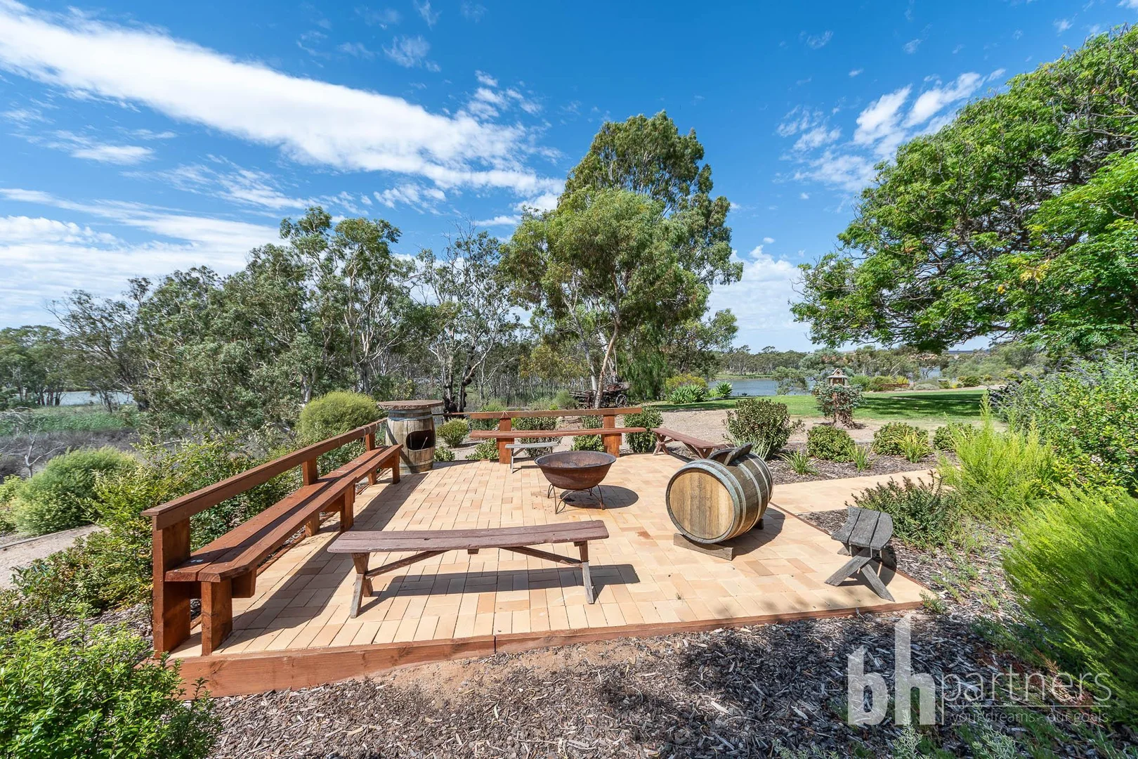 Additional image 20 of Lake Bywater Cottage, Walker Flat SA 5238