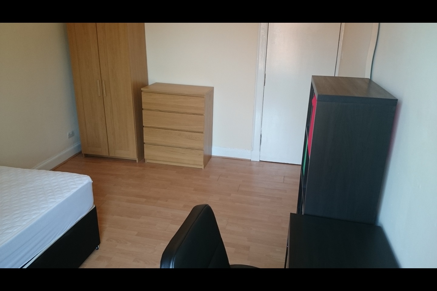 3 Bed Flat, Glasgow, G3, N1 7GU photo 5