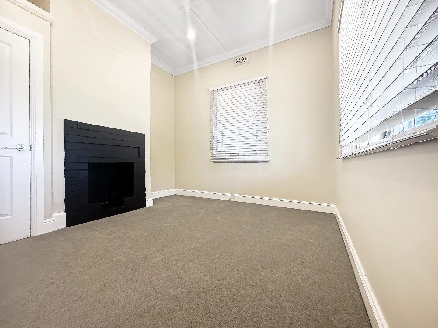 Additional image 4 of 23 Gap Street, Parkes NSW 2870