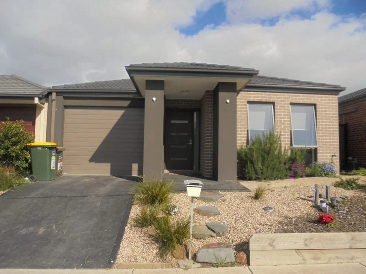 97 Moor Park Drive, Craigieburn VIC 3064