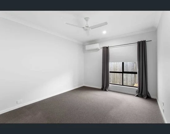 39 Eclipse Cres, Burpengary East QLD 4505 photo 5