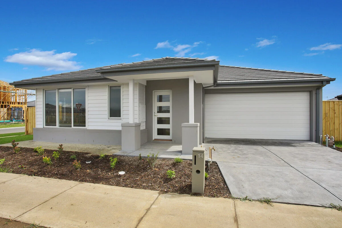 14 Montagna Drive, Clyde VIC 3978