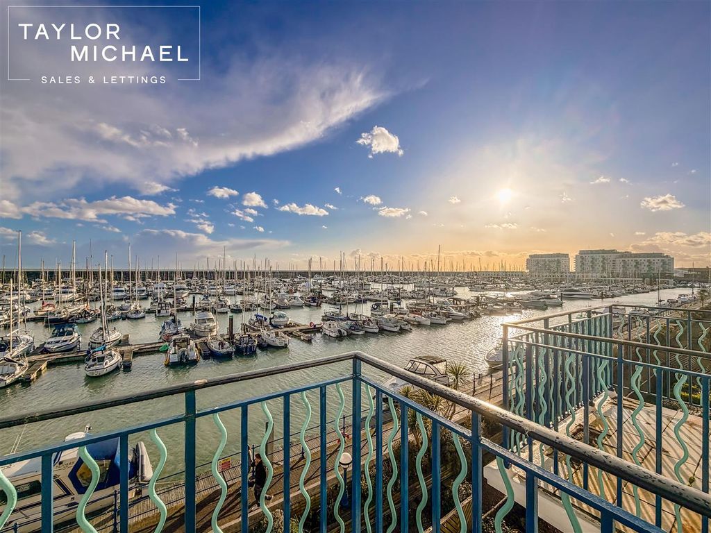 Additional image 2 of 4 bed flat to rentThe Strand, Brighton Marina Village, Brighton BN2
