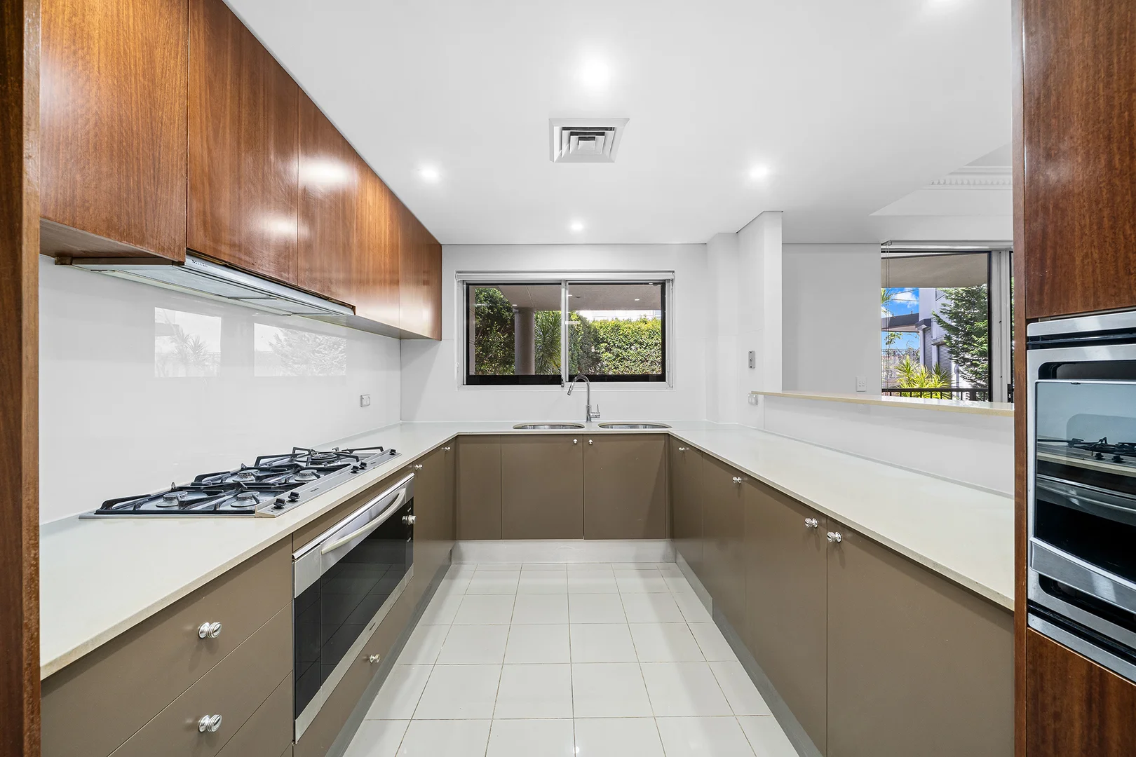 Additional image 3 of 1/1-3 Conway Avenue, Rose Bay NSW 2029