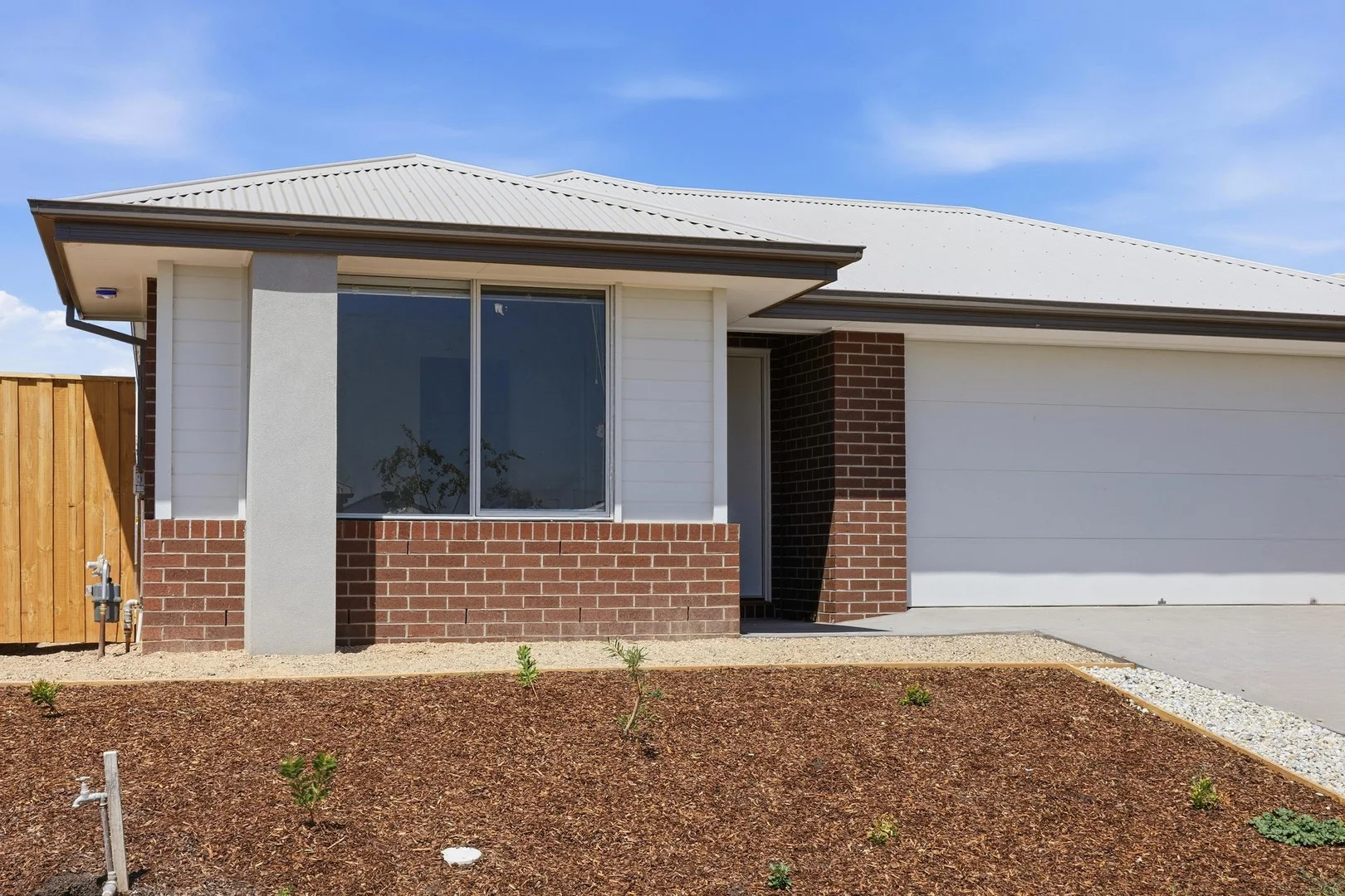11 Dibiase Grove, Thornhill Park VIC 3335