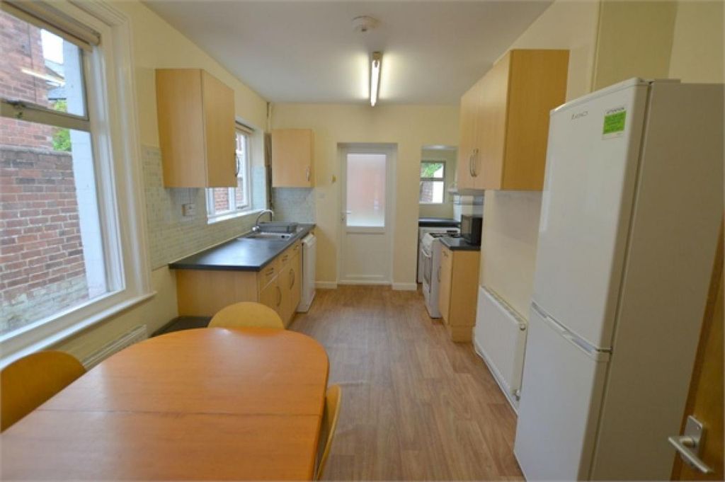 Additional image 2 of 4 bed terraced house to rentBarrack Road, St. Leonards, Exeter EX2