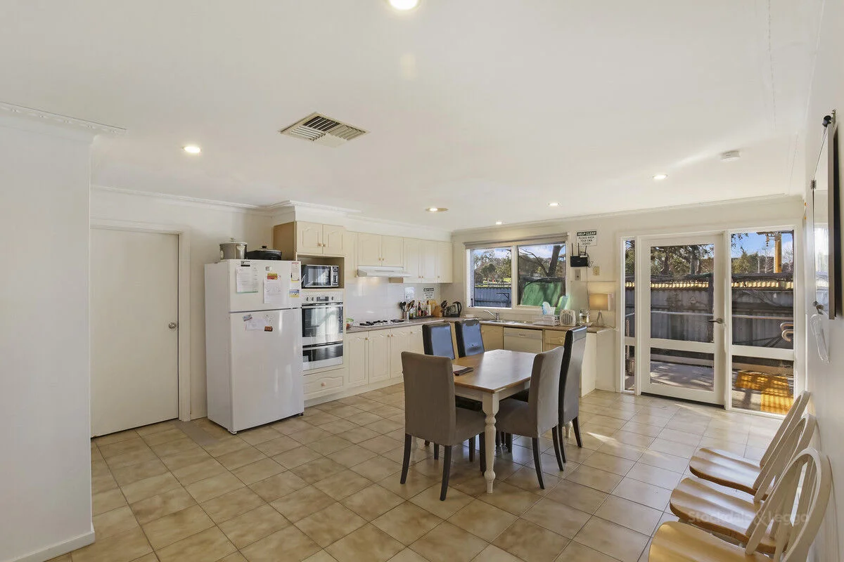Additional image 5 of 34 Coventry Crescent, Mill Park VIC 3082