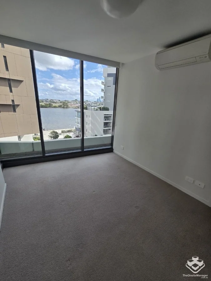 Additional image 3 of ID:21158122/37B Harbour Road, Hamilton QLD 4007