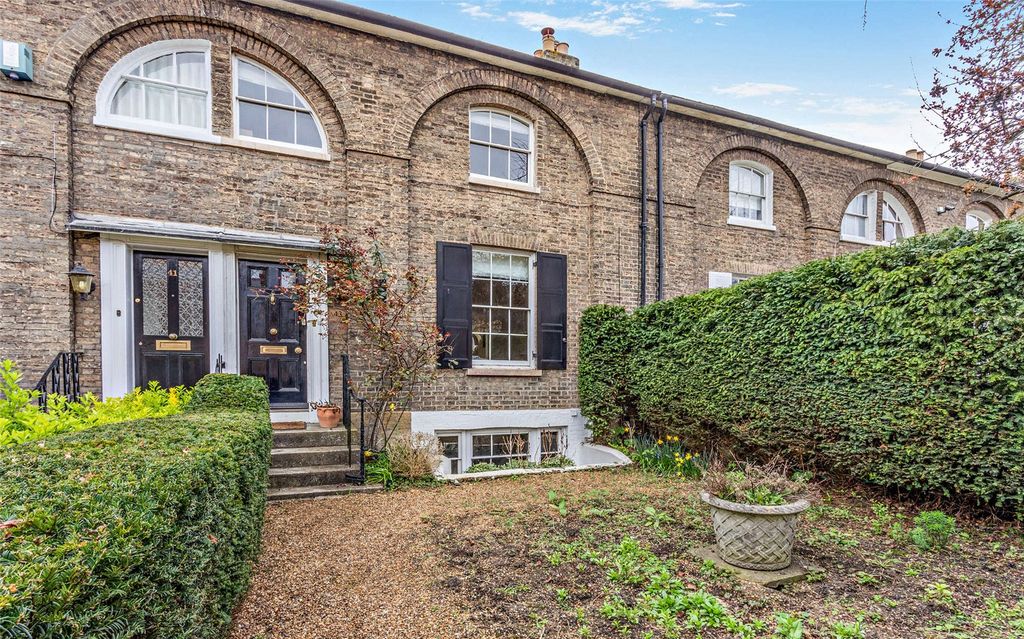 2 bed detached house to rentLensfield Road, Cambridge, Cambridgeshire CB2