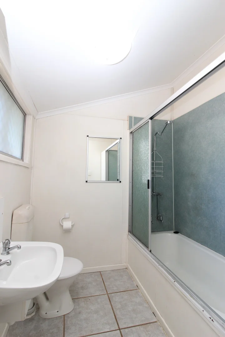 Additional image 4 of 116A Miles St, Mount Isa QLD 4825