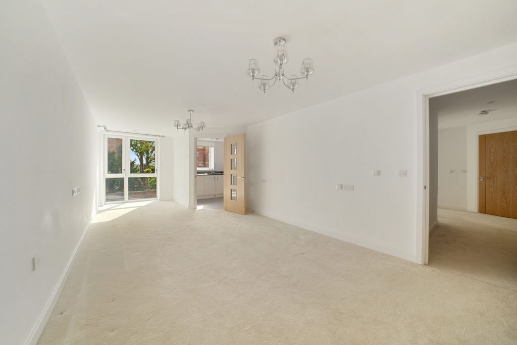 Additional image 2 of 2 bed flat to rentSt. Johns Road, Tunbridge Wells TN4