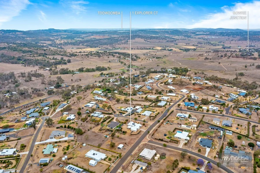 1 Explorer Court, Gowrie Junction QLD 4352 photo 4