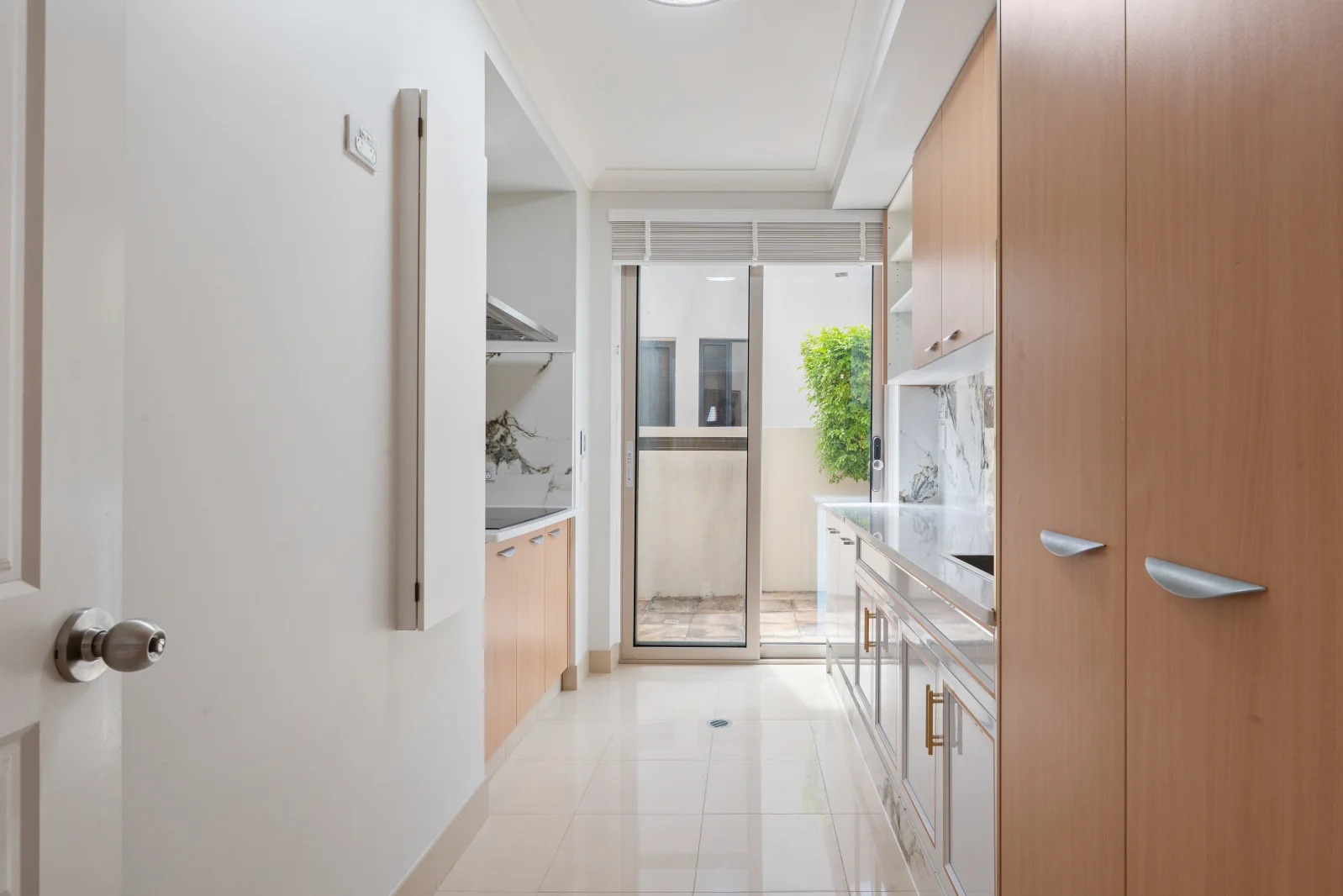 Additional image 13 of 37 King Arthurs Court, Paradise Point QLD 4216