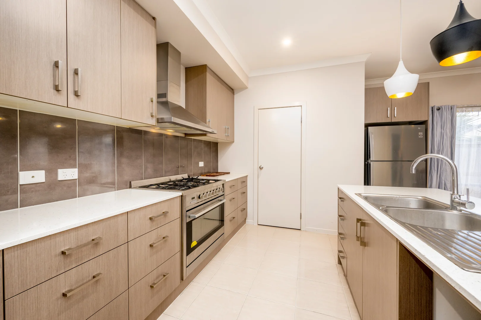 Additional image 3 of 1 Silverleaf Road, Kialla VIC 3631