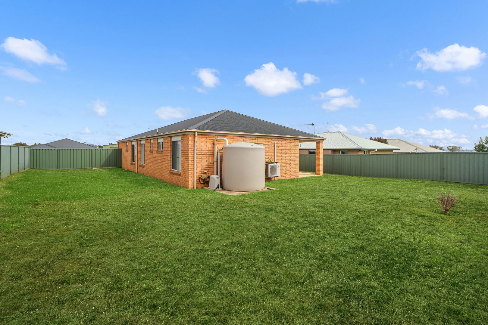 Additional image 16 of 5 Melaleuca Drive, Forest Hill NSW 2651