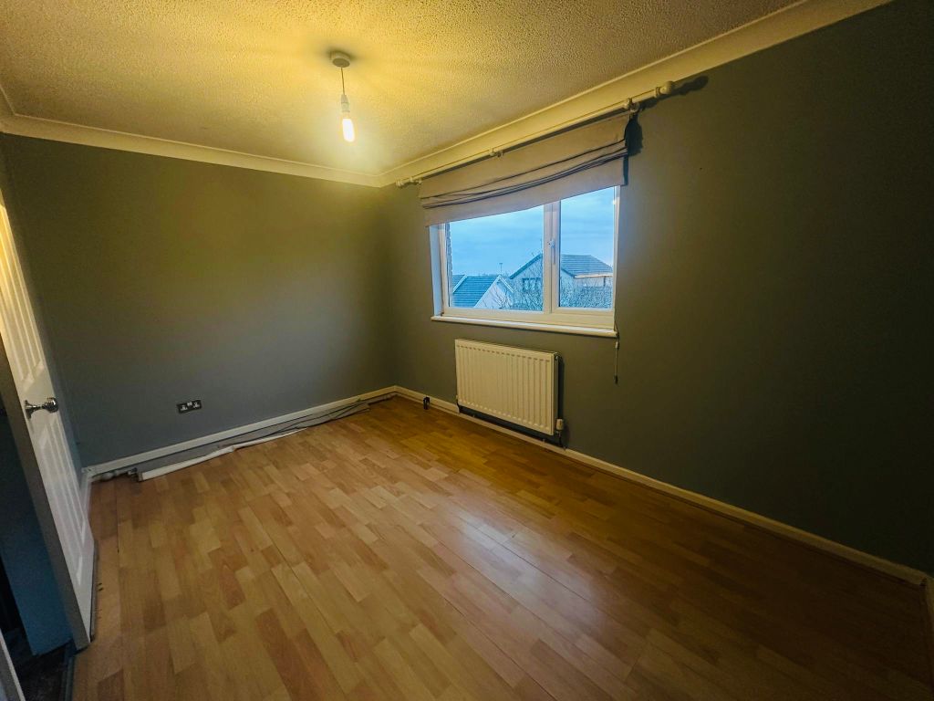 Additional image 4 of 2 bed property to rentConway Drive, Milford Haven SA73