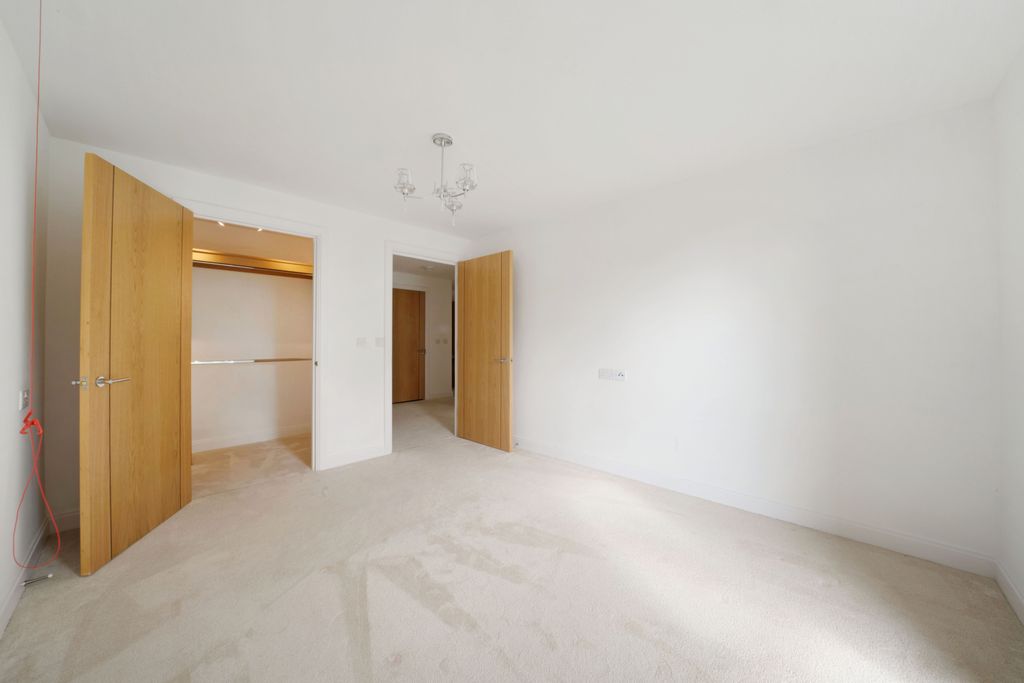 Additional image 4 of 2 bed flat to rentSt. Johns Road, Tunbridge Wells TN4