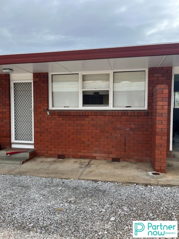 2/96 Belmore Street, Tamworth NSW 2340