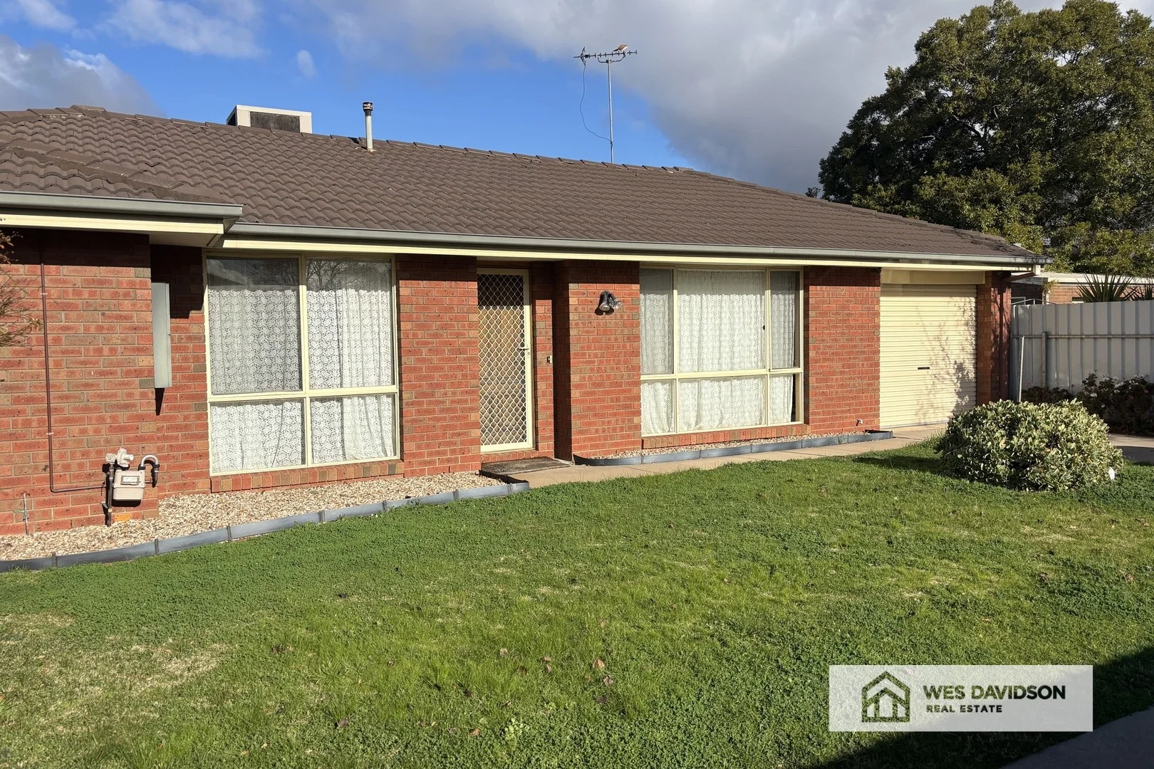 2/5 Kirwood Street, Horsham VIC 3400