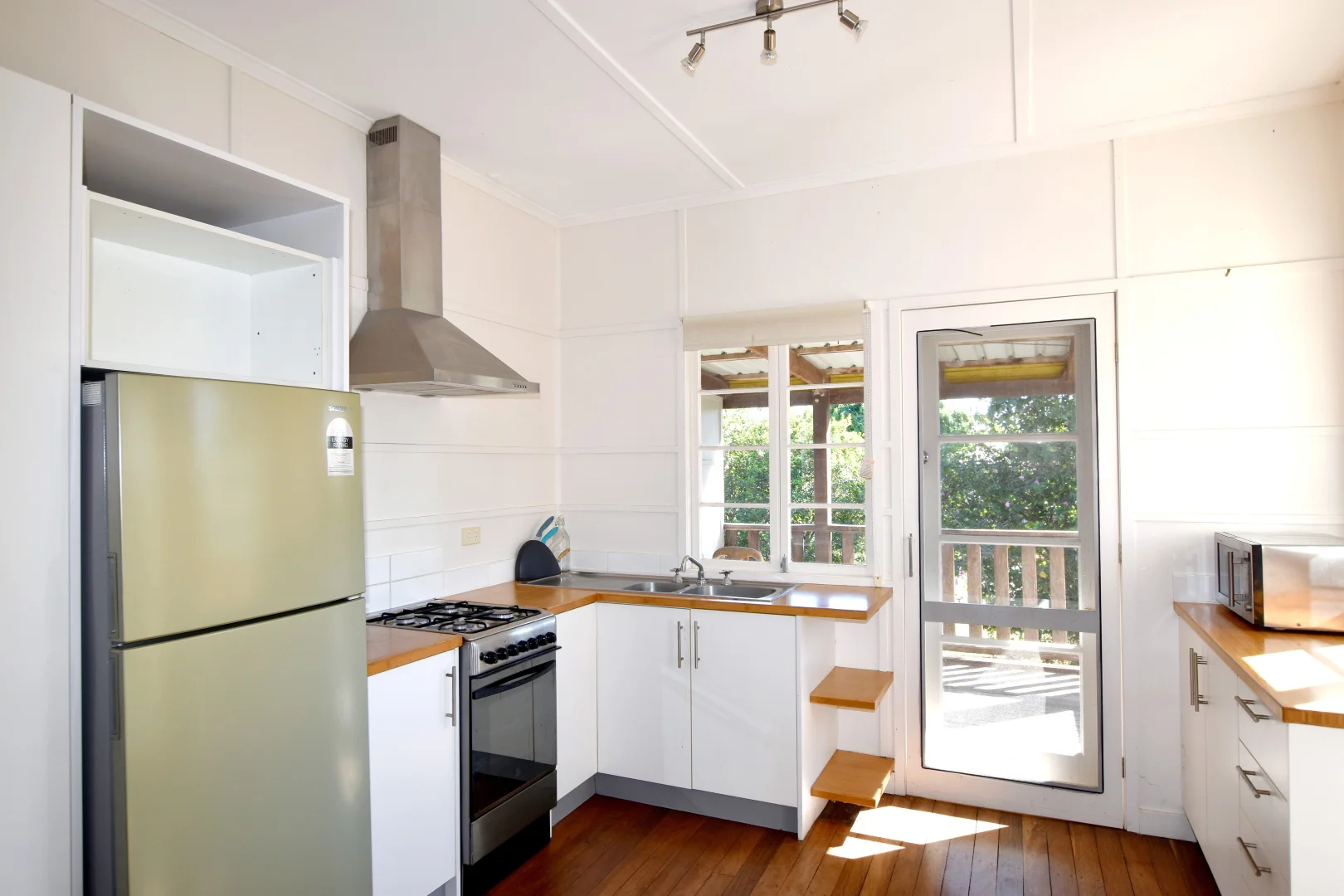 Additional image 6 of 22B Golding Street, Barney Point QLD 4680