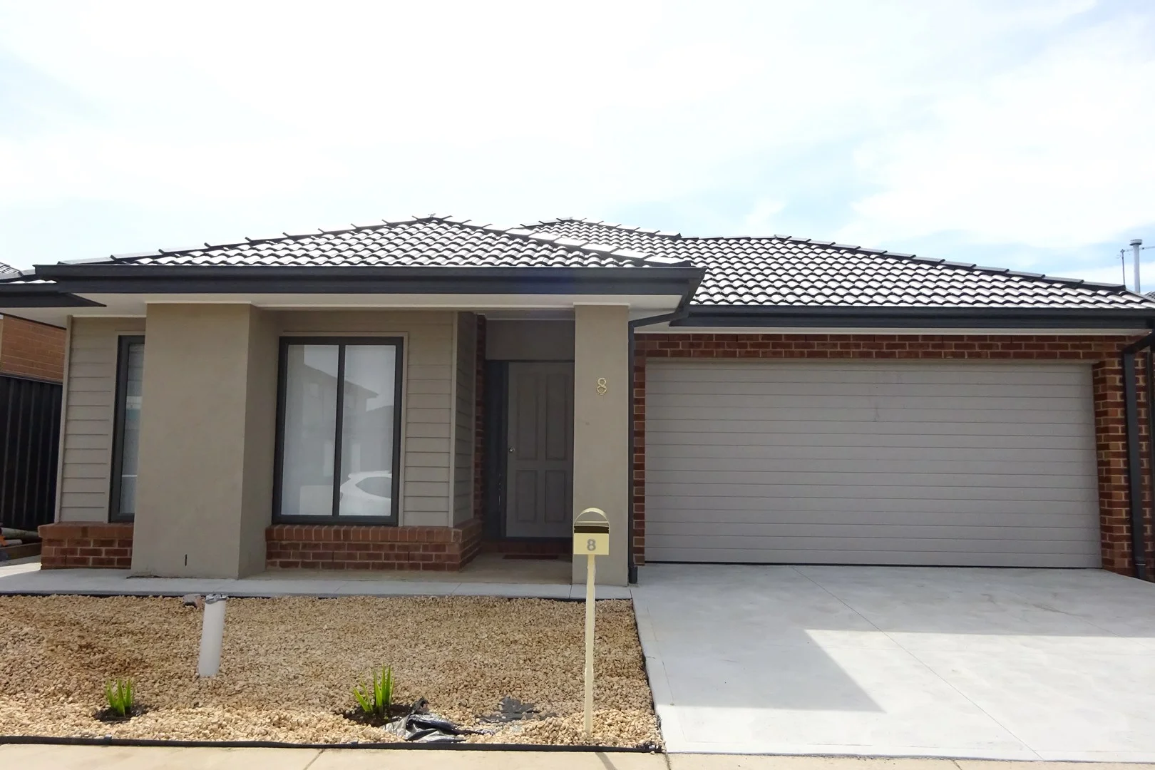 8 Lobb Street, Kalkallo VIC 3064