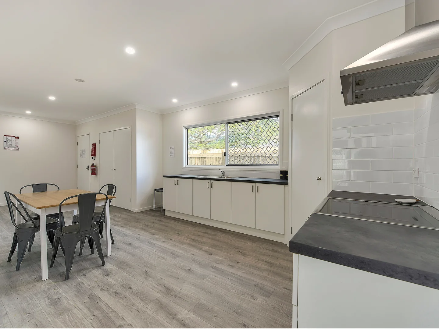 214 Toombul Road, Northgate QLD 4013 photo 4