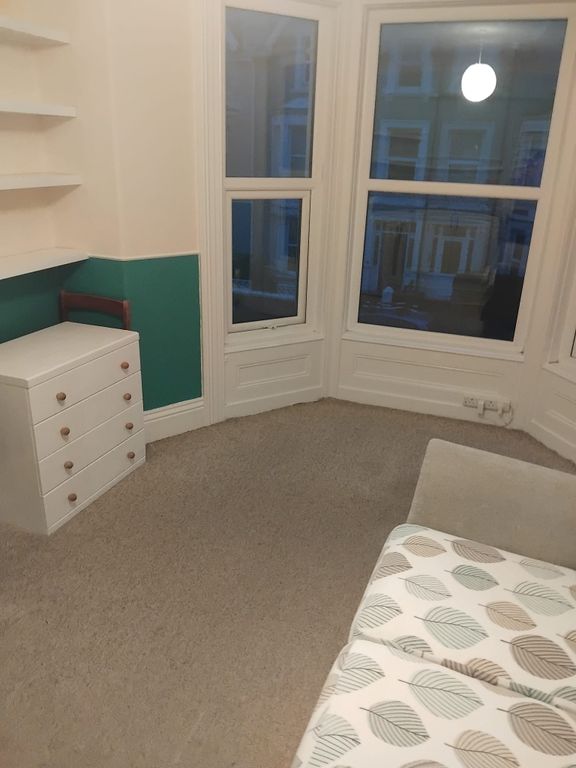 Additional image 3 of 1 bed flat to rentClifton Rd, Llandudno LL30