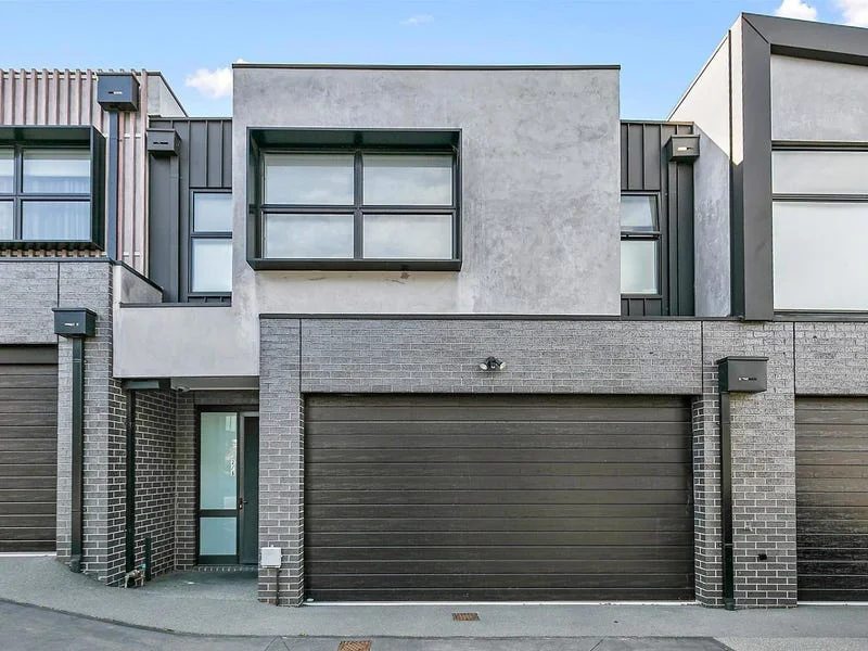 2/6 Hemming Street, Brighton East VIC 3187