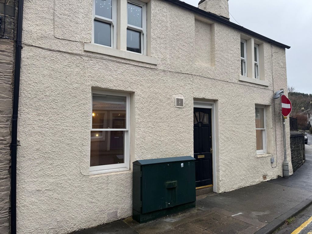 2 bed flat to rent11 Biggiesknowe, Peebles EH45