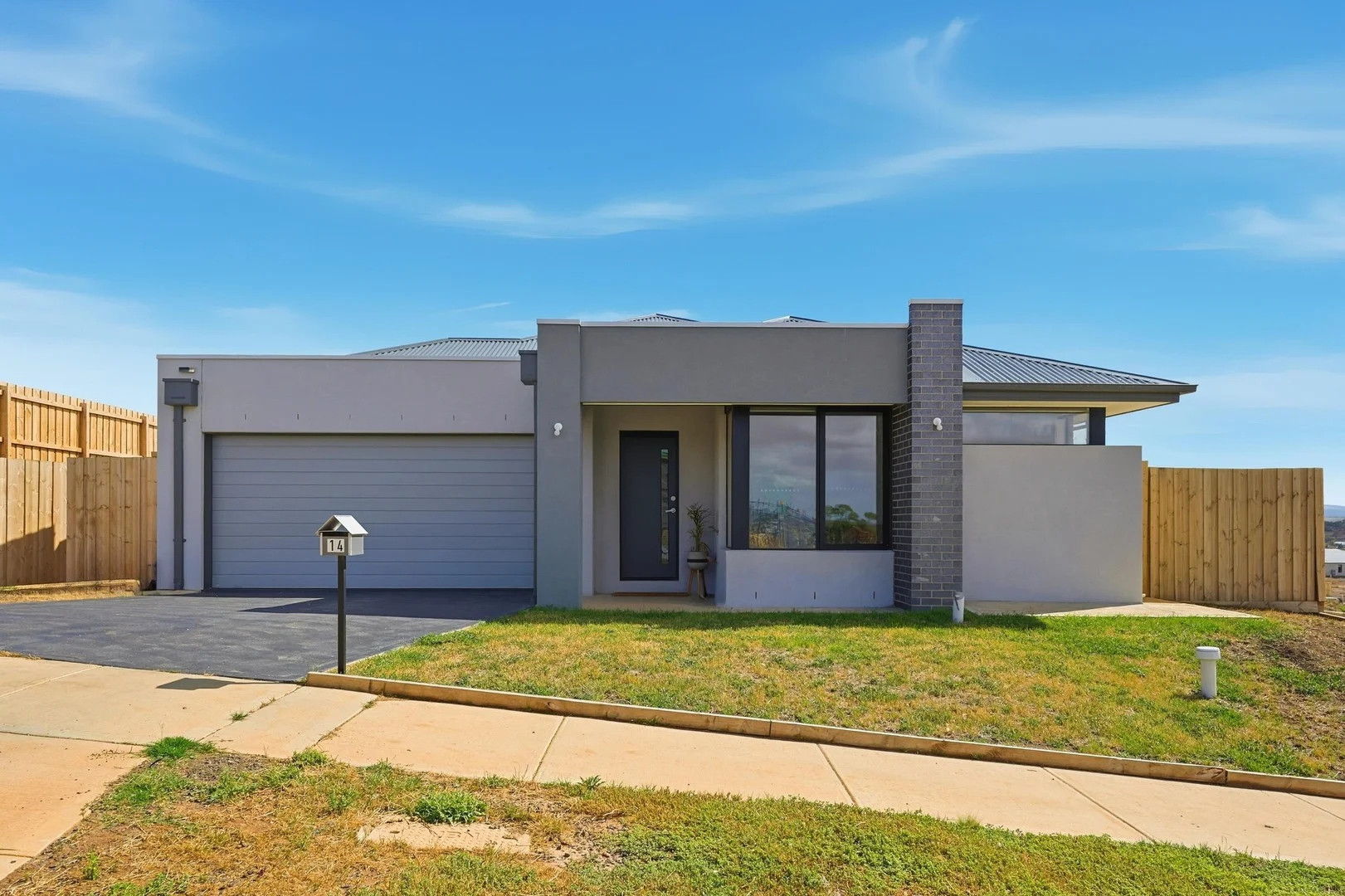 14 Garrong Street, Bacchus Marsh VIC 3340