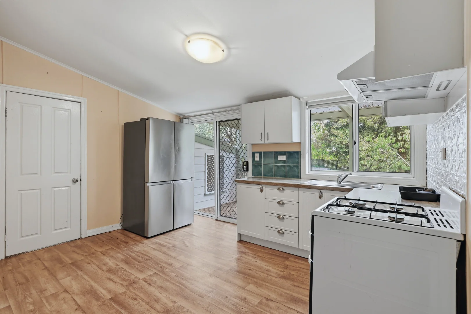 2 Queen Street, Wonthaggi VIC 3995 photo 3