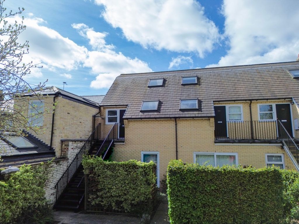 2 bed flat to rentSturton Street, Cambridge CB1