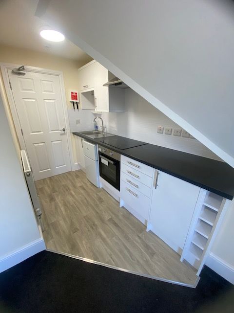 Additional image 2 of 2 bed flat to rentSomerset Road, Douglas IM2