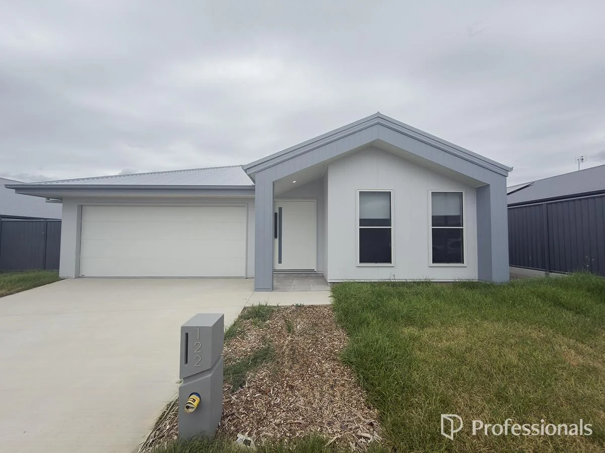 122 Marathon Street, Westdale NSW 2340