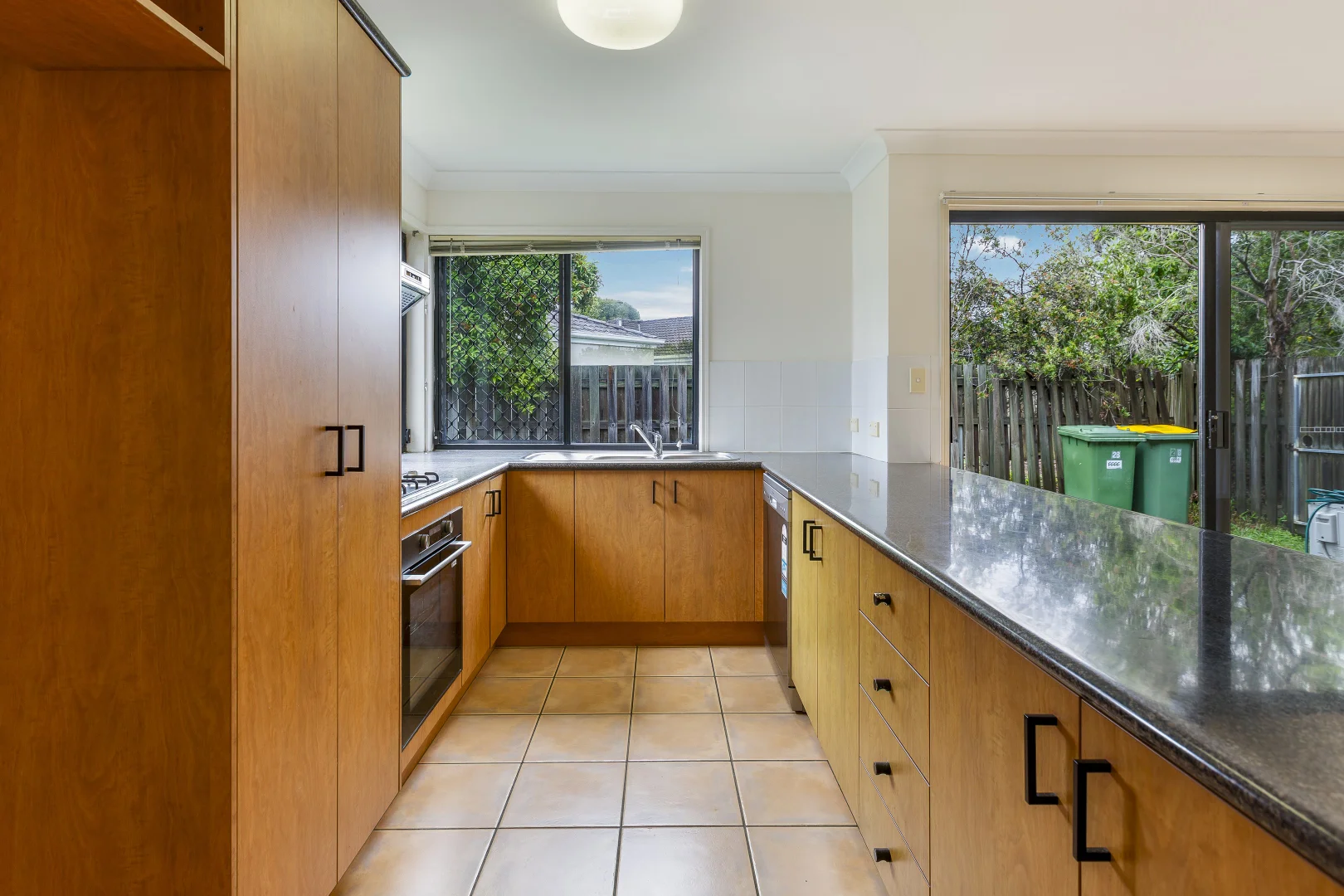 Additional image 4 of 28/107-111 Arundel Drive, Arundel QLD 4214