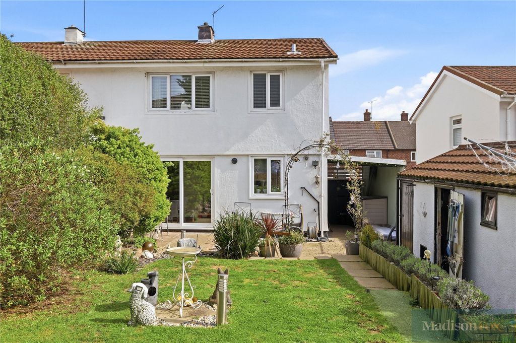 Additional image 18 of 3 bed semi-detached house for saleDeepdene Road, Loughton, Essex IG10